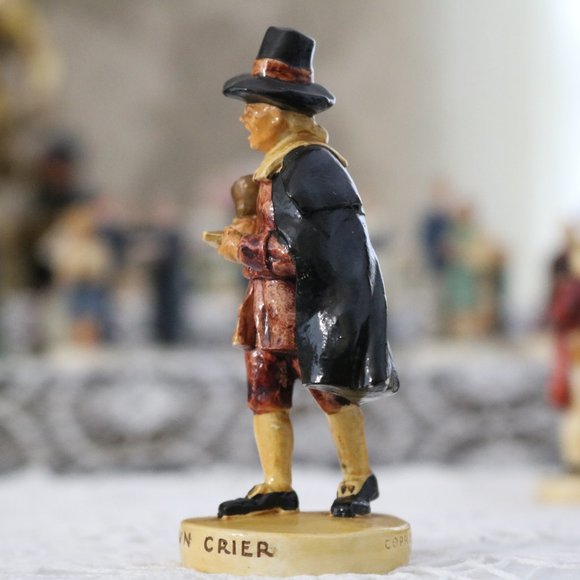 Vintage Sebastian Miniatures - SML-151 -Town Crier - Picture 6 of 10